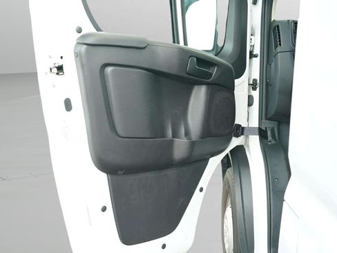 Used 2023 RAM ProMaster 2500 FWD image 31