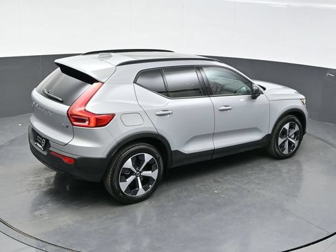 Certified 2026 Volvo XC40 B5 Plus w/ Protection Package Premier AWD/4WD image 36