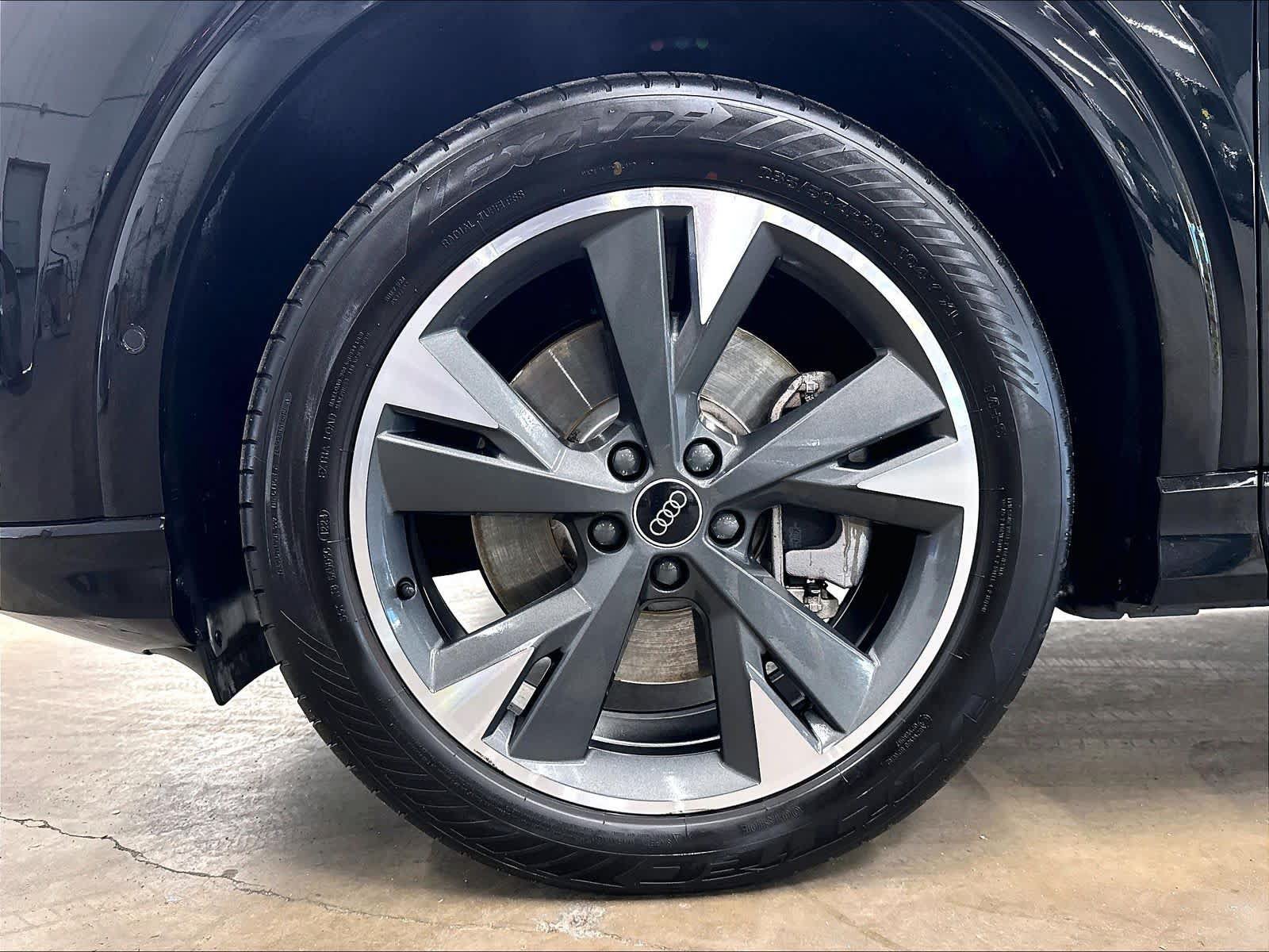 Used 2023 Audi Q4 e-tron Premium Plus AWD/4WD image 11