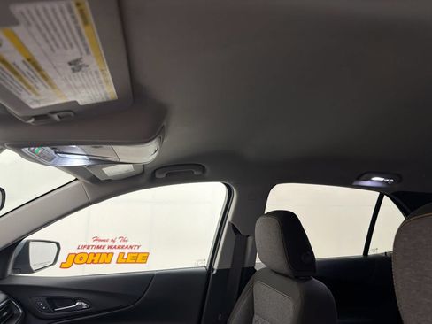 Used 2023 Chevrolet Equinox LT FWD image 15