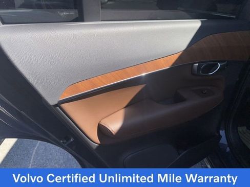 Used 2023 Volvo XC90 B6 Plus w/ Protection Package Premier image 16