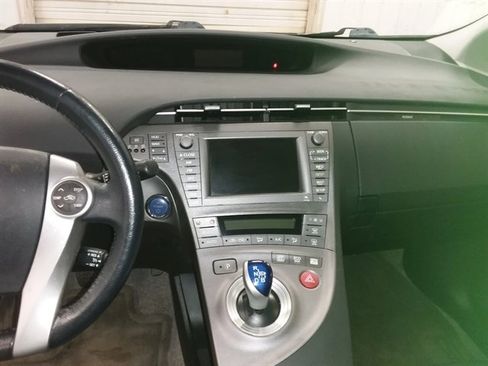 Used 2015 Toyota Prius Four w/ Deluxe Solar Roof Package image 12