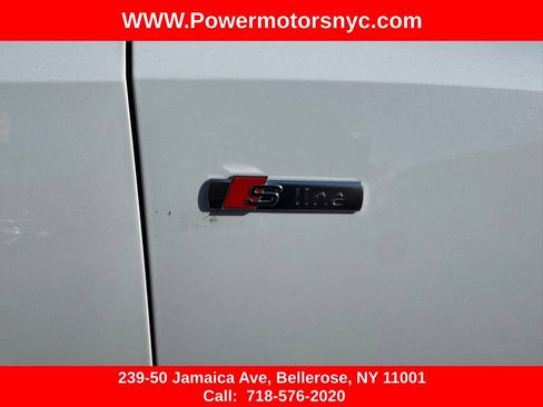 Used 2021 Audi Q3 2.0T Premium w/ Convenience Package AWD/4WD image 17