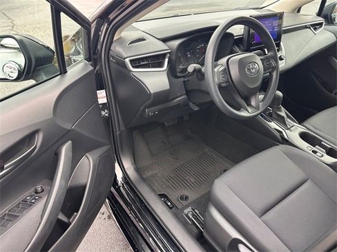 Used 2023 Toyota Corolla LE image 9