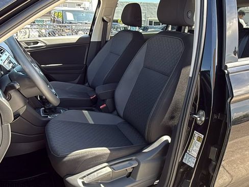 Used 2021 Volkswagen Tiguan S FWD image 22