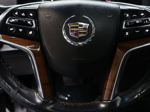 Used 2015 Cadillac Escalade ESV Premium image 19