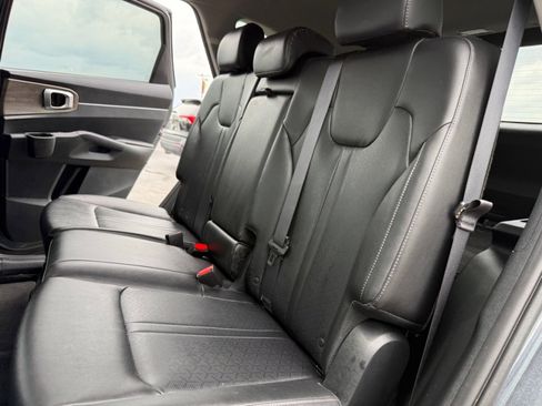 Used 2022 Kia Sorento S AWD/4WD image 32