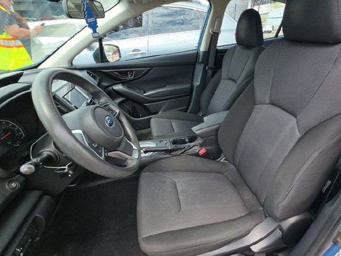 Used 2017 Subaru Impreza 2.0i Premium AWD/4WD image 5