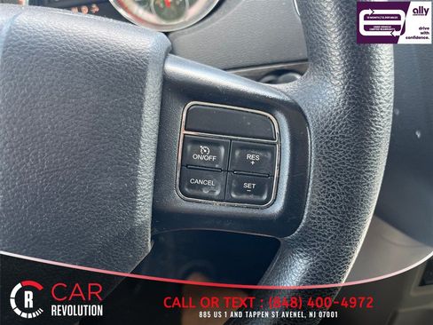 Used 2019 Dodge Grand Caravan SE FWD image 21