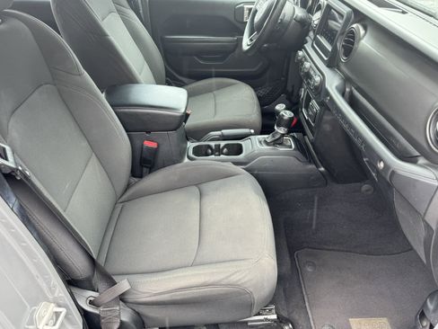 Used 2023 Jeep Wrangler Unlimited Sport AWD/4WD image 14