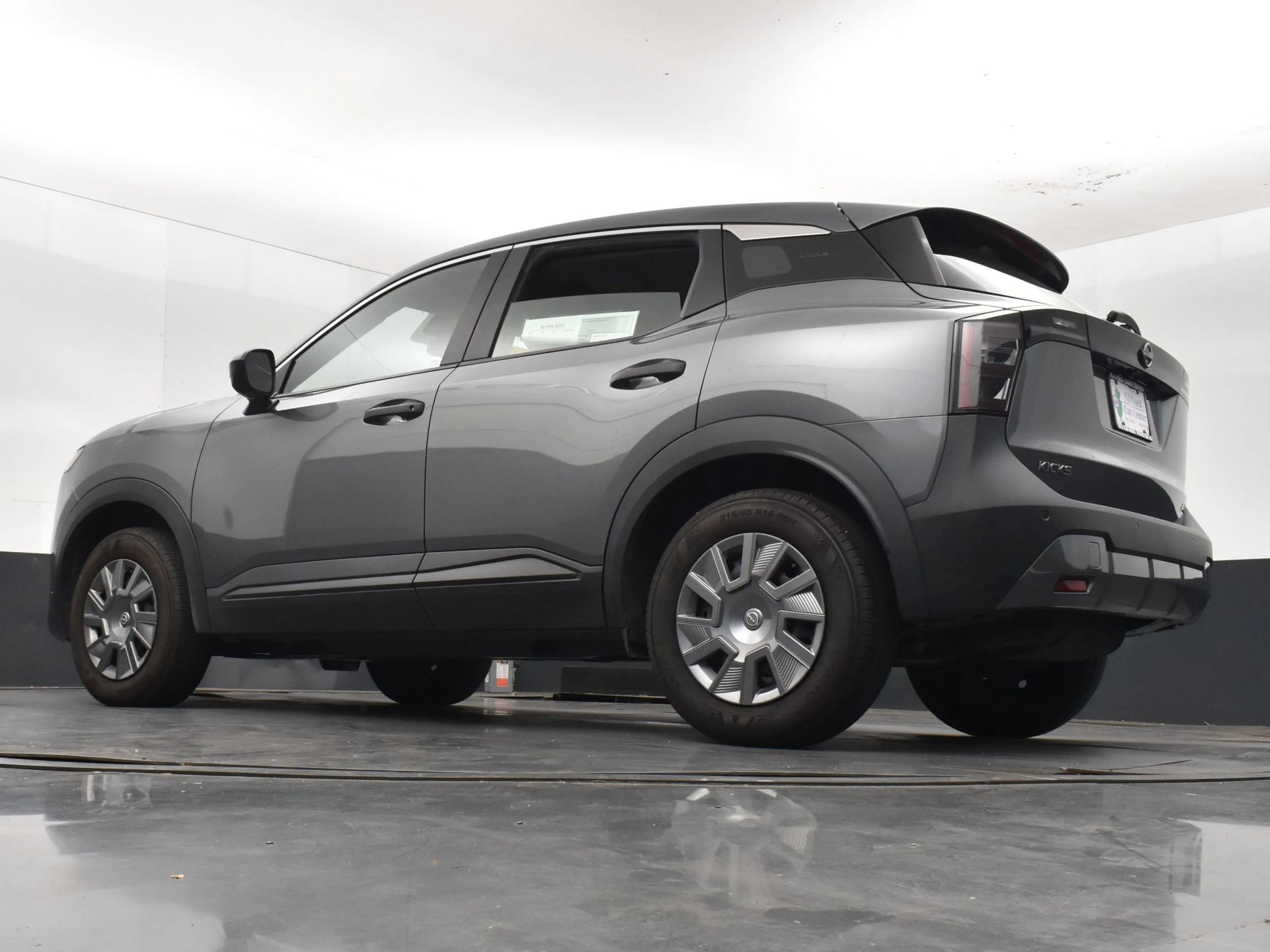 Used 2025 Nissan Kicks S AWD/4WD image 9