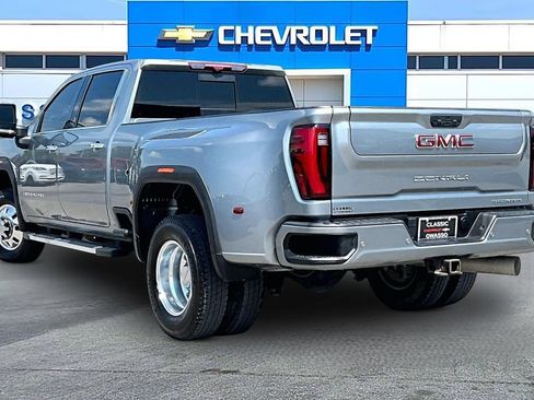 Used 2024 GMC Sierra 3500 Denali w/ Denali Reserve Package AWD/4WD image 3