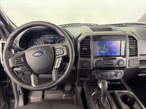 Used 2020 Ford F150 XLT w/ Equipment Group 302A Luxury AWD/4WD image 3
