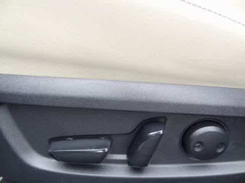 Used 2020 INFINITI QX50 Luxe w/ Navigation Package image 7