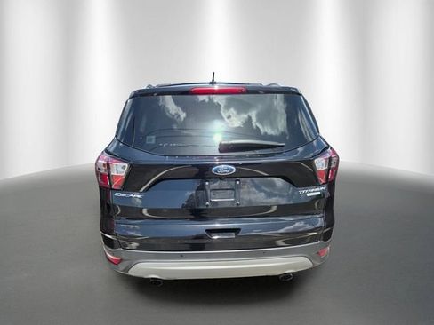 Used 2017 Ford Escape Titanium FWD image 3