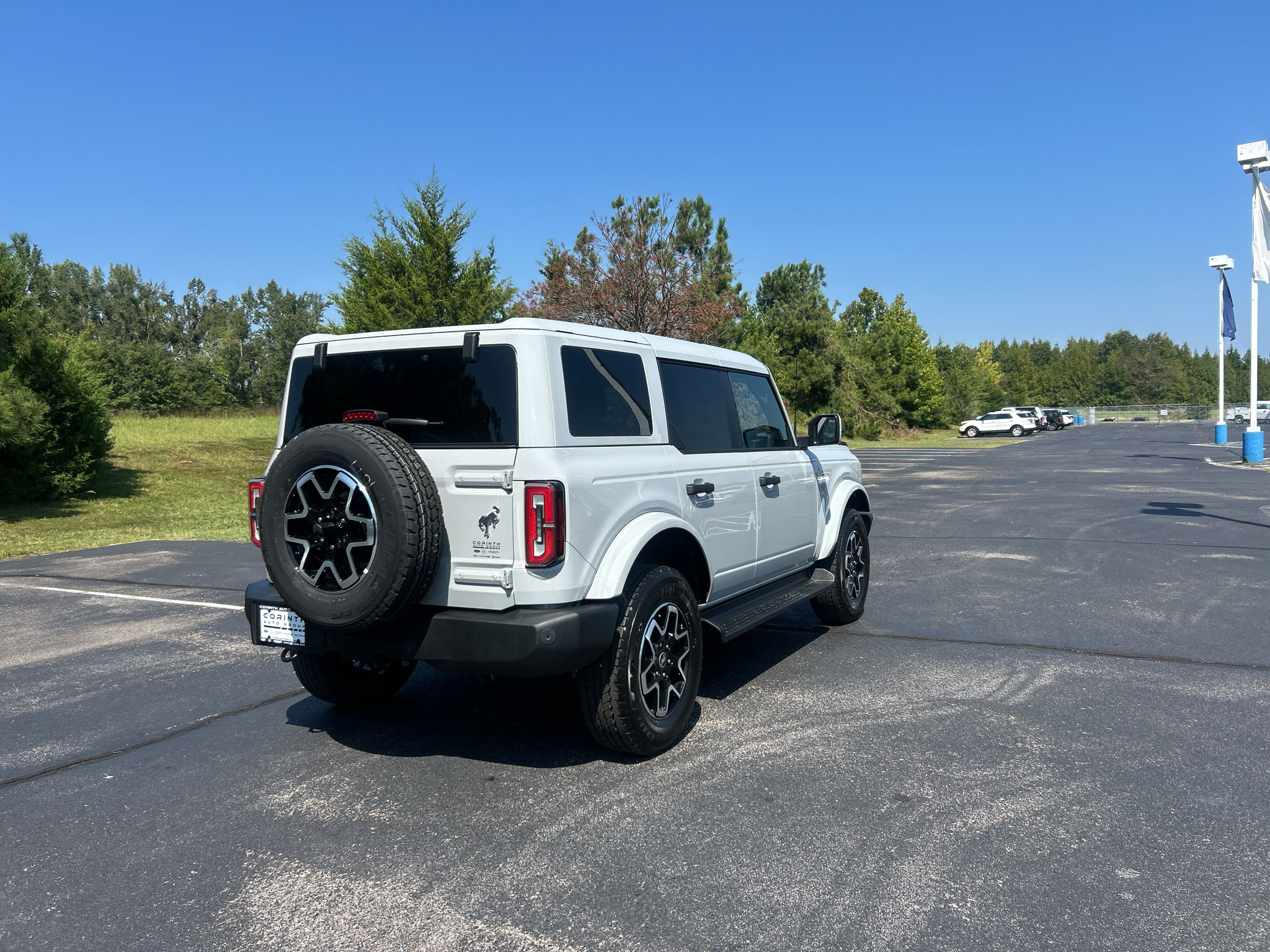 New 2026 Ford Bronco Outer Banks AWD/4WD image 19
