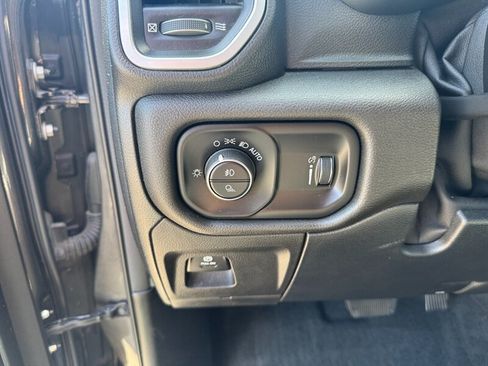 Used 2022 RAM 1500 Big Horn RWD image 23