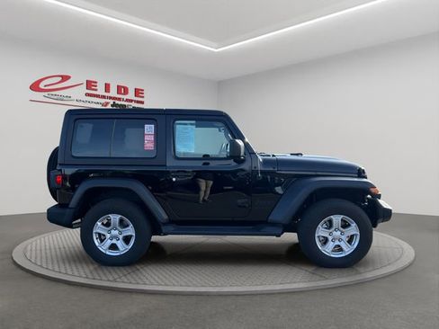 Used 2022 Jeep Wrangler Sport S image 7