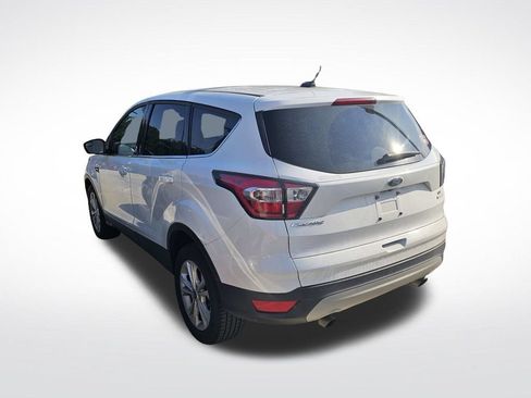 Used 2017 Ford Escape SE FWD image 14