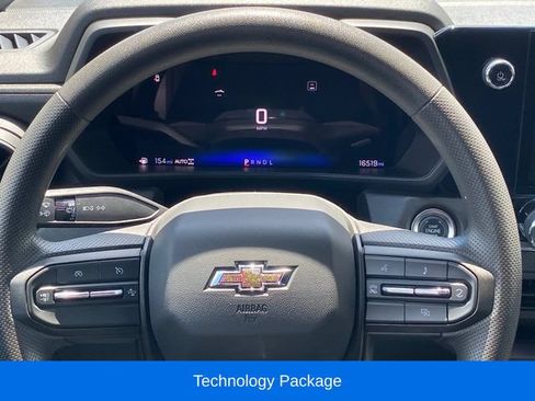 Certified 2024 Chevrolet Colorado Trail Boss w/ Technology Package AWD/4WD image 9