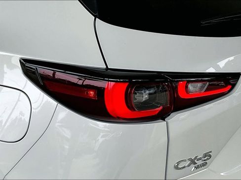 New 2025 MAZDA CX-5 AWD 2.5 S w/ Premium Plus Pkg image 30