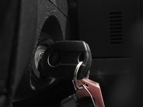 Used 2008 Ford Escape Limited image 34