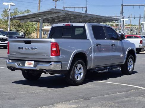 Used 2025 RAM 1500 Big Horn AWD/4WD image 8