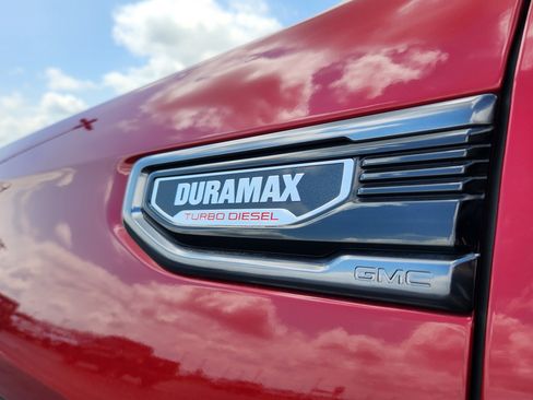 Used 2024 GMC Sierra 1500 AT4 AWD/4WD image 10