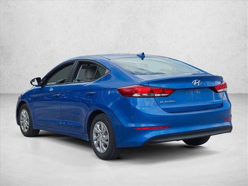Used 2017 Hyundai Elantra SE FWD image 6