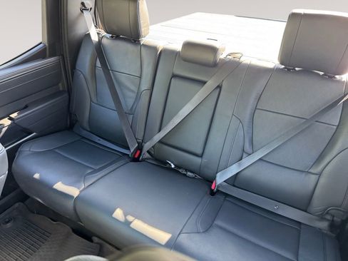 Used 2025 Toyota Tundra Platinum AWD/4WD image 13
