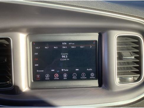 Used 2022 Dodge Charger SXT image 15