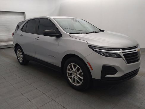 Used 2022 Chevrolet Equinox LS image 10