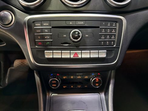 Used 2018 Mercedes-Benz CLA 250 4MATIC image 21