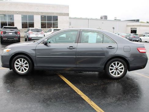 Used 2010 Toyota Camry XLE FWD image 7