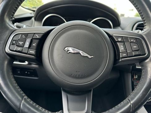 Used 2018 Jaguar F-PACE Premium AWD/4WD image 22