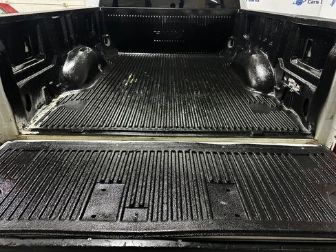 Used 2022 Ford F250 Lariat w/ Lariat Value Package image 19