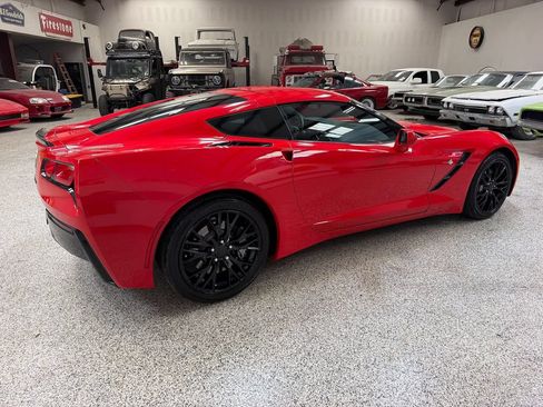 Used 2019 Chevrolet Corvette Stingray Coupe w/ 1LT RWD image 8