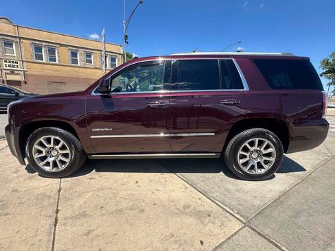 Used 2017 GMC Yukon Denali AWD/4WD image 8