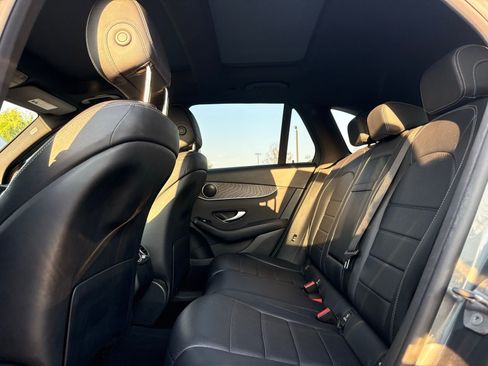 Used 2018 Mercedes-Benz GLC 300 4MATIC image 26