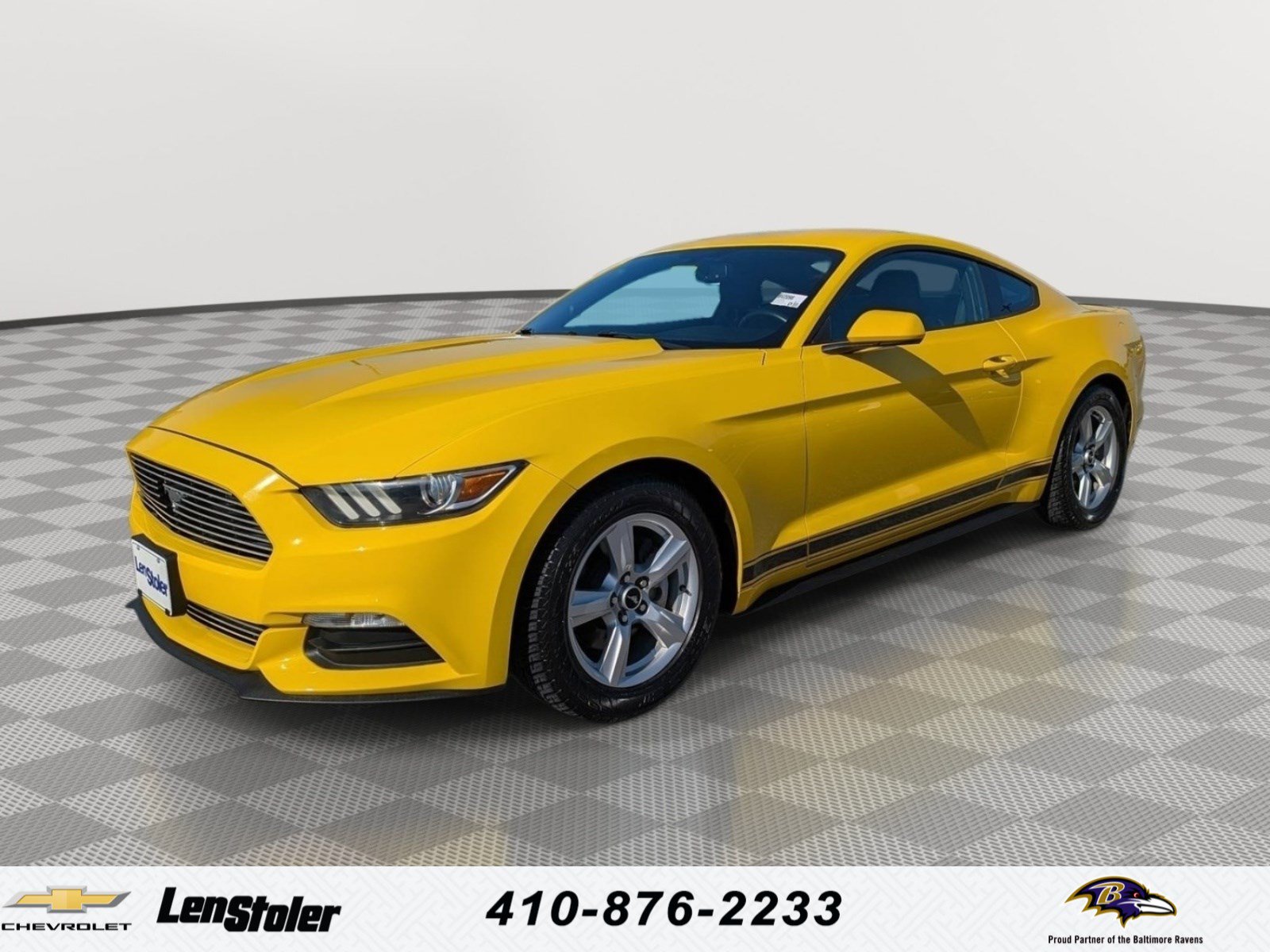 Used 2016 Ford Mustang Coupe RWD image 1