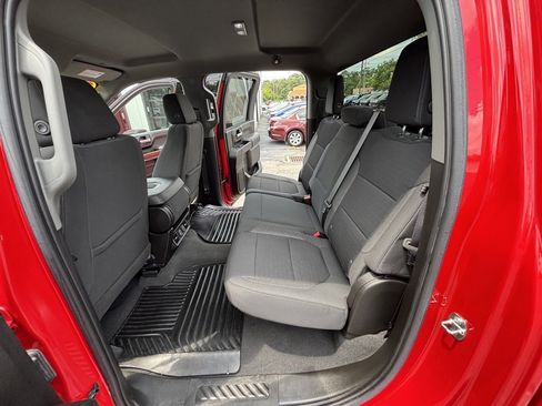 Used 2022 Chevrolet Silverado 2500 LT w/ Convenience Package image 48