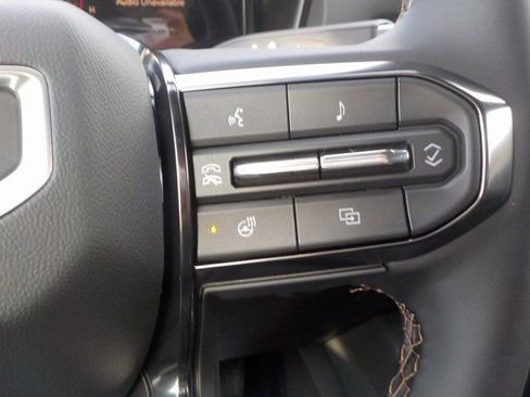 New 2026 GMC Terrain AT4 w/ Convenience Package III image 34