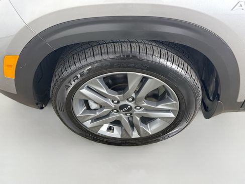 Used 2022 Kia Seltos LX image 37