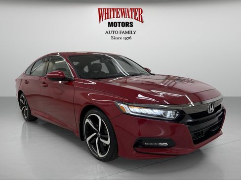 Used 2018 Honda Accord Sport image 5