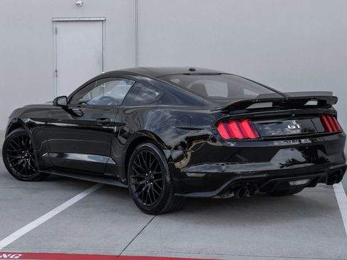 Used 2017 Ford Mustang GT Premium w/ GT Performance Package RWD image 15