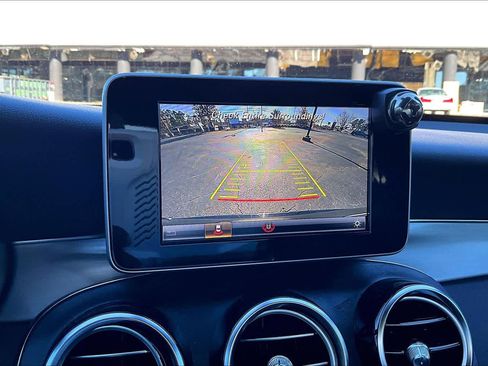 Used 2019 Mercedes-Benz GLC 300 image 26