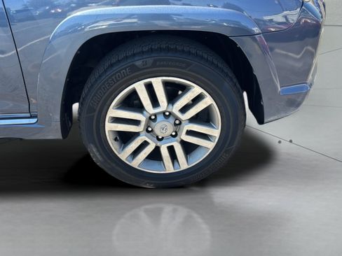 Used 2010 Toyota 4Runner Limited w/ Convenience Pkg RWD image 34