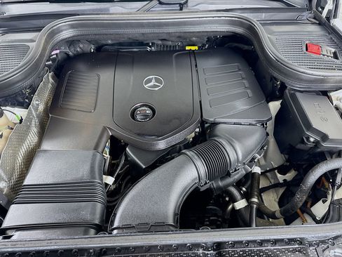 Used 2024 Mercedes-Benz GLE 350 4MATIC image 33