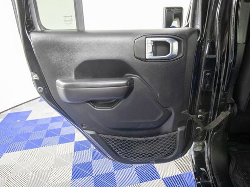 Used 2021 Jeep Wrangler Unlimited Sport AWD/4WD image 13