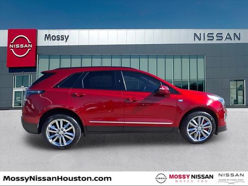 Used 2022 Cadillac XT5 Sportv w/ Technology Package image 8